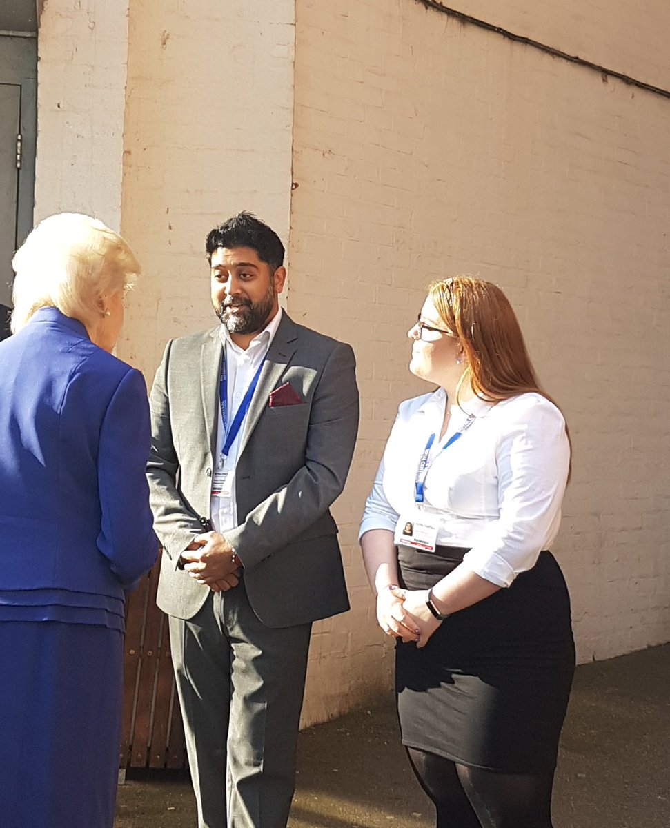 CSSDLondon's tweet photo. HRH Princess Alexandra makes her way to meet staff & students on various courses and see some of their work. She is greeted by our student ambassadors. #CSSDNorthBlock.
@RoyalFamily https://t.co/iL9N8cUmd7