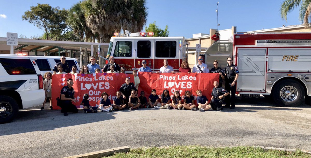 Pines Lakes ❤️s Our First Responders!  

<a href="/PPinesPD/">Pembroke Pines PD</a> @PinesPta  @PLEPanthers  <a href="/Sasseprincipal/">Susan Sasse</a>