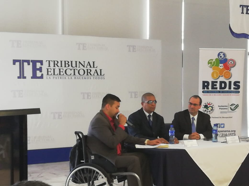 RedisPanama's tweet photo. Firma del pacto por las personas con discapacidad y sus familias, evento donde asistieron candidatos a la presidencia de la República, representantes de la sociedad civil y de instituciones con sus encargados en el tema de discapacidad. https://t.co/0wB504nRAy