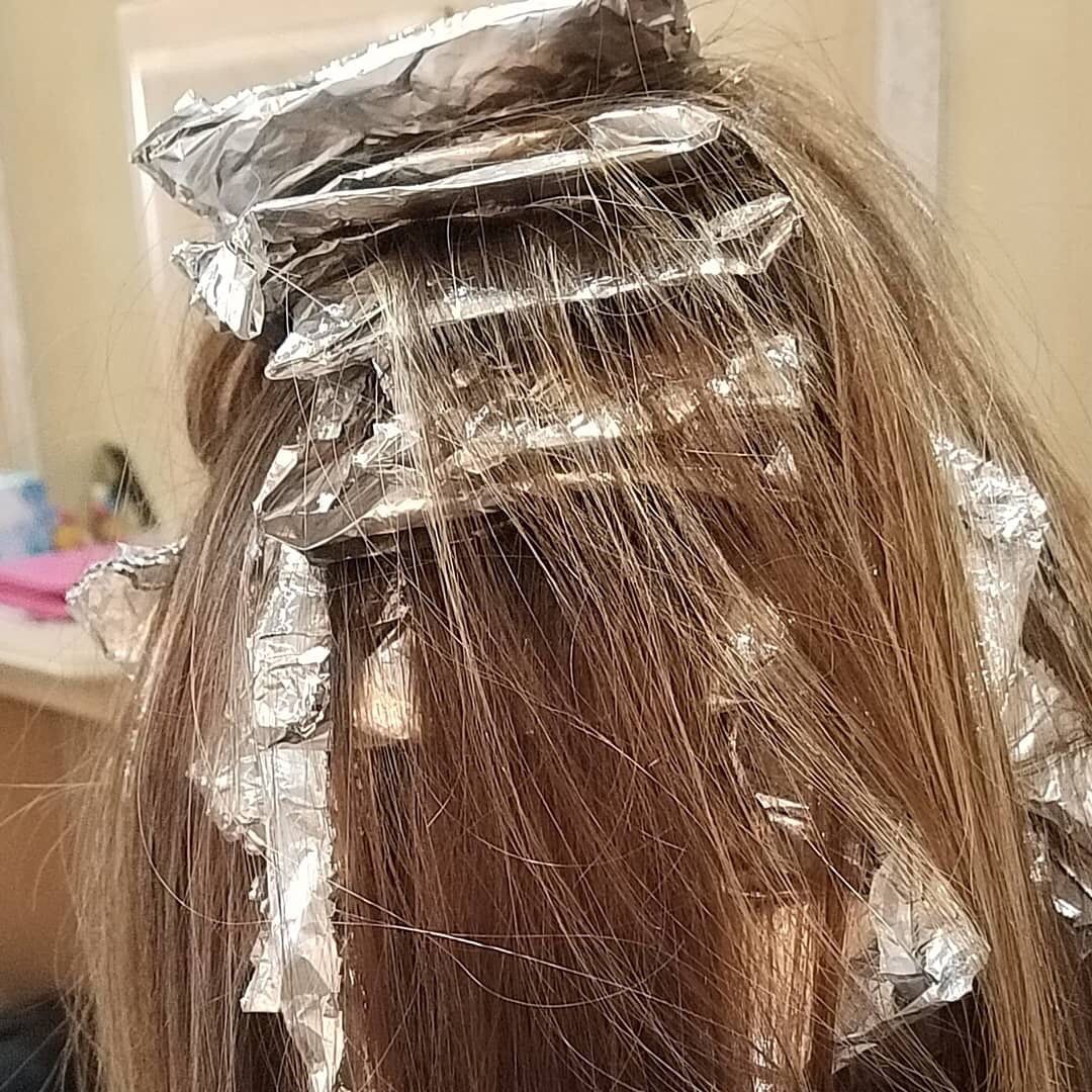 Beautiful baby lights created by Melody! Just in time for spring 🌷

#jeannemaureens #spring #babylights #highlights #salonhair #hammondstylist #louisianastyle #lookoftheday #behindthechair #lovethis #beautiful #shorthair