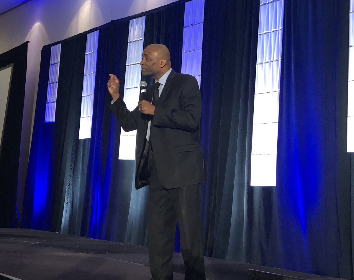 amber_heffner's tweet image. "Failure can be empowering and success can be paralyzing." @Principal_EL Let's make this the foundational philosophy of each and every classroom, building and district. Thank you, Salome, for sharing your passion! #FailForward #passionateEDU #KidsDeserveIt #ICE19