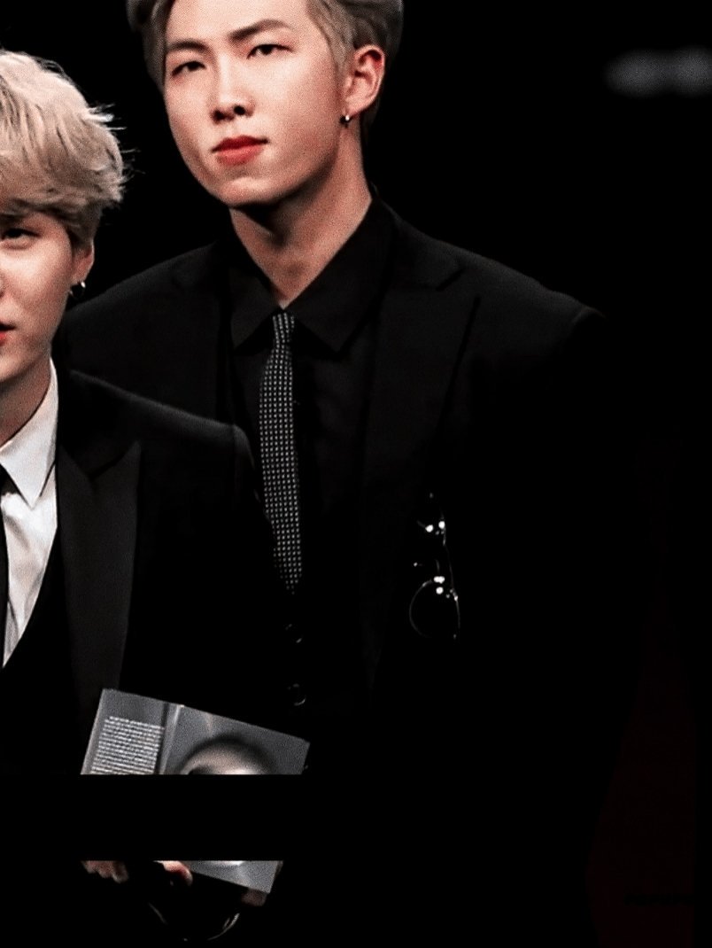 btseditarchive's tweet photo. ©btseditarchive https://t.co/Q6jkp0oSet