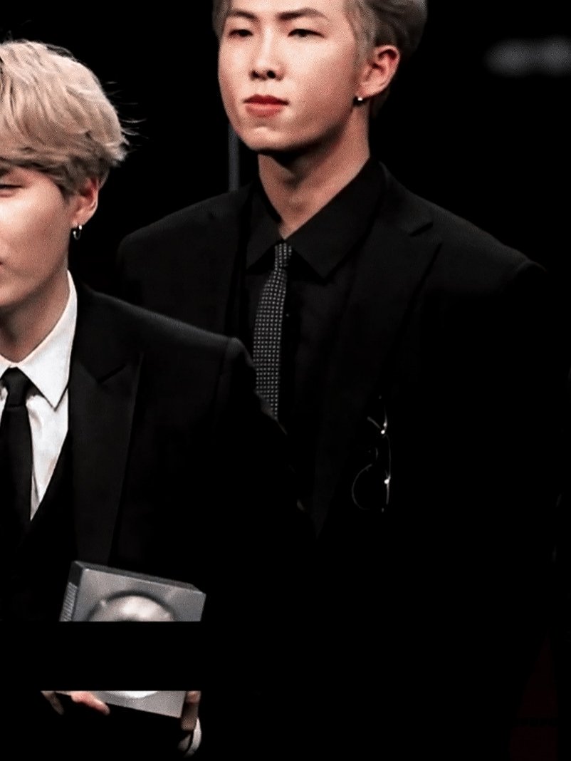 btseditarchive's tweet photo. ©btseditarchive https://t.co/Q6jkp0oSet