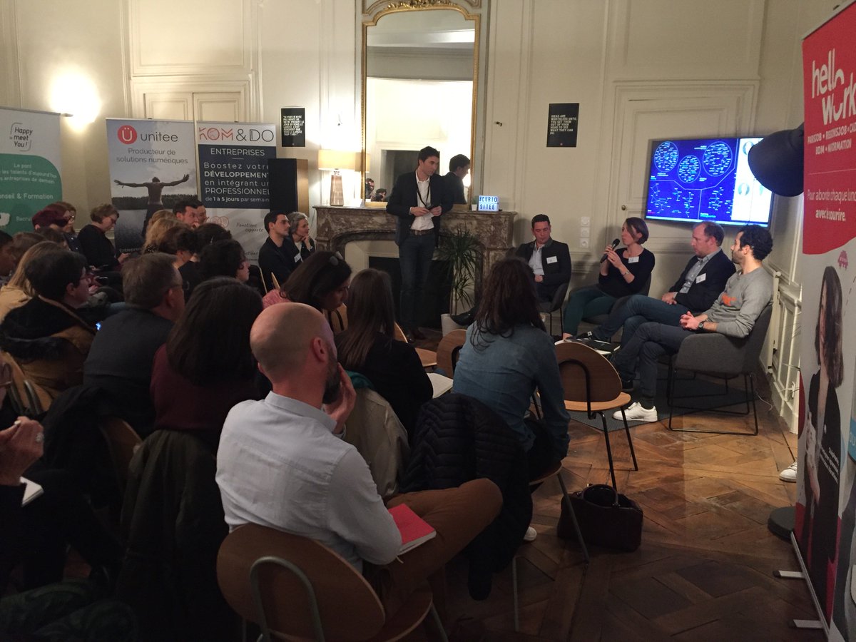 unitee_io's tweet photo. 💐 MERCI // A l'ensemble des intervenants, participants, partenaires qui ont fait de cette deuxième édition de #Cüriositee #Recruttech un succès ! @HtmyFR @ANDRH35 @ArtisInterim @hellowork 🎉 Nous étions près de 70 hier soir à @leclozr ! A très vite... 👀 #staytuned https://t.co/CfHFZvNPCF