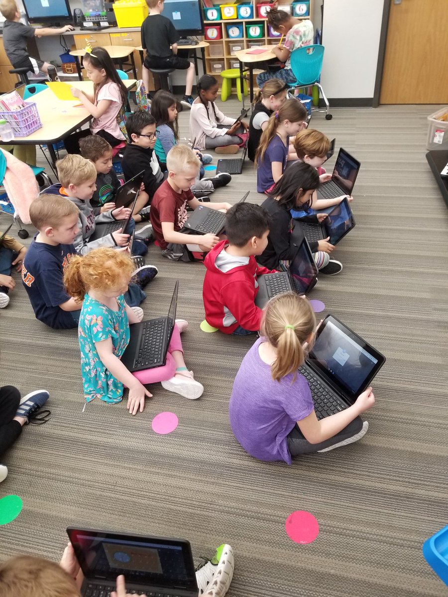 My little scotties working on their 1st Nearpod lesson!!! Thank you @gossett_coach for helping me out! <a href="/MahaffeyKISD/">Mahaffey Elementary</a> #nearpodscotties