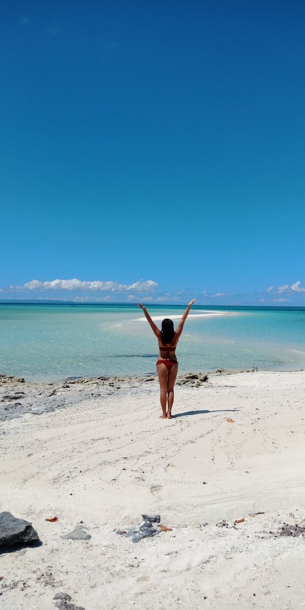 YannKimplay's tweet photo. 🔜🆕 Vendredi: Vlog Siargao🇵🇭🎥
Les premiers tournages dans l'ile de #Siargao se sont bien passés 😉
Et oui, cette ile justifie sa réputation: c'est un petit paradis caché😍
#itsmorefuninphilippines #travel #vlogger #Travelers #voyage  #ISLANDTV #Philippines #love #Cloud9 https://t.co/ewoswCIgyk