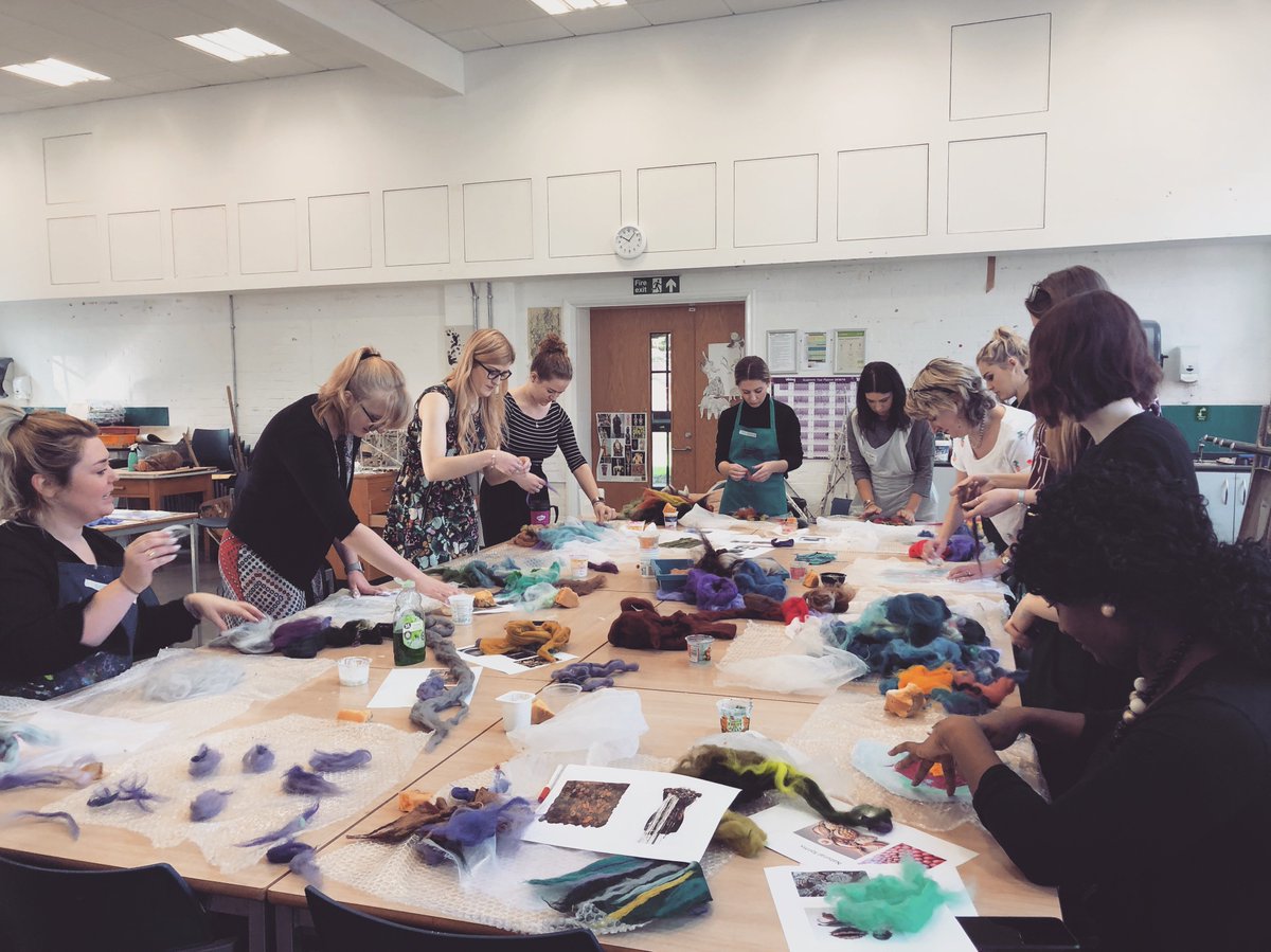 UniRdg_IoE's tweet photo. #art takeover today! Our fab #pgcesecondary #artanddesign #students have started the day with a #feltworkshop @UniofReading @getintoteaching @UniRdgsecondary https://t.co/iLVYDo3gZp