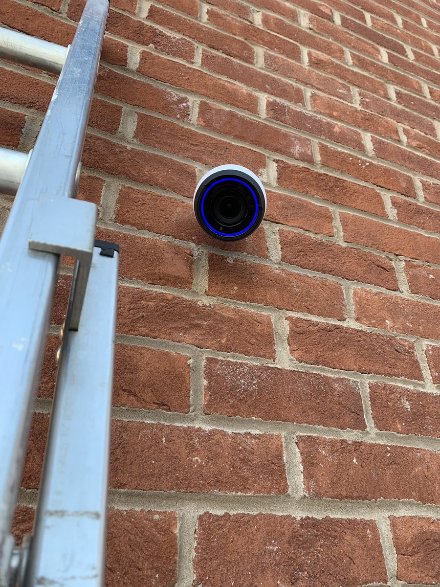MarzMediaLTD's tweet photo. We’ve been playing with @ubnt’s new G4 Pro. Look at the sensor on that! 4K recording at 20mbps and a cool LED ring that spins round when motion is detected. Impressive so far. https://t.co/55CYfevtO6