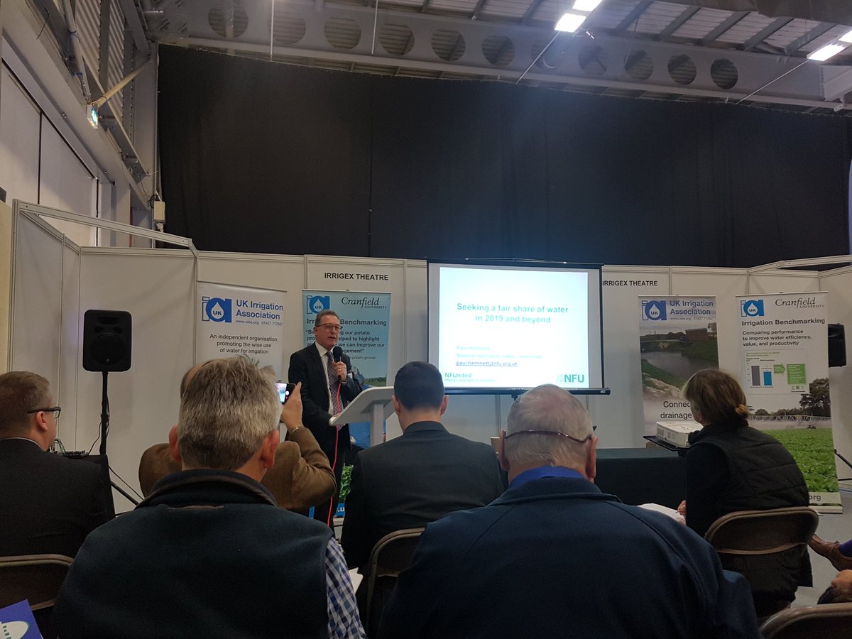 MBarnes_Hydro's tweet image. @NFUtweets @_paulhammett talking about the growing importance of water availability so that #farmers can produce Our food
@irrigex #UKDrought #GoodProduction @NFUHortPots