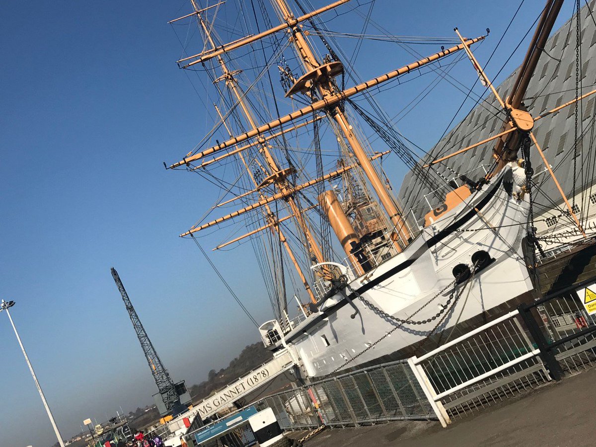 Basepoint_Chtam's tweet image. The Dockyard looks so pretty in the sunshine. ⛴️☀️ 

@DockyardChatham #BasepointChatham #TheJoinersShop