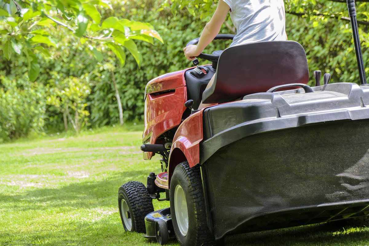 AltagemApp's tweet photo. Notre solution est particulièrement adaptée pour les professionnels du #paysage ⏩ l’entretien des espaces verts 🍀les travaux d’élagage🍀d’abattage🍀la plantation et pour les créateurs de #jardins paysagers ⬇️https://t.co/NBCP6bMGK0 https://t.co/6k0bb4NvTe