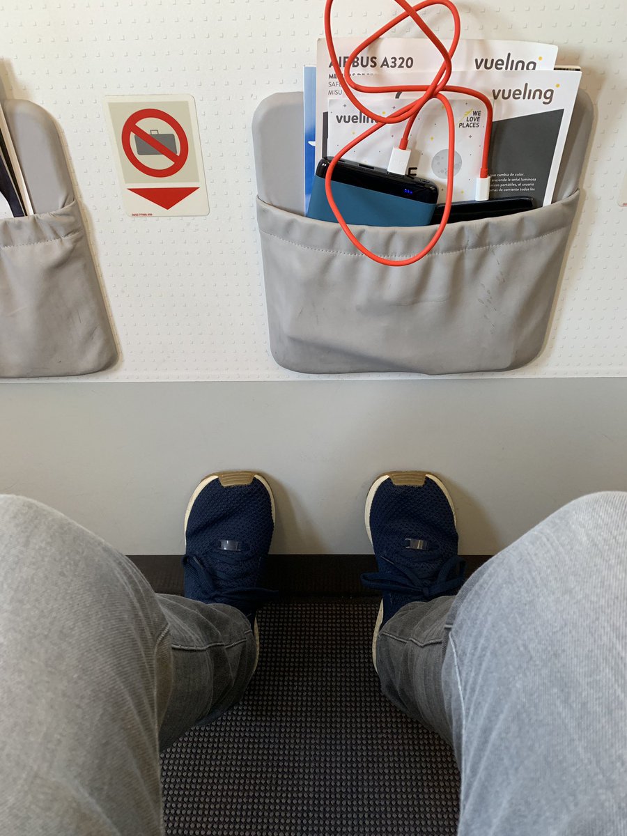 CamBunton's tweet image. Leg space baby #row1