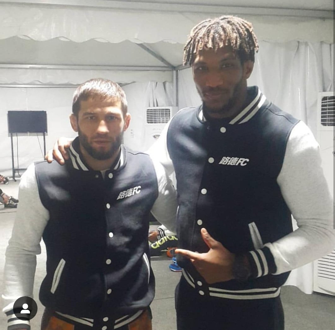 Mansourbarnaoui's tweet photo. Wonderful fight needs wonderful fighter. Big respect to Shamil ๐ @ShamilZ0 @ROADFC #roadfc052 #roadfc #Afrosamurai #mansourbarnaoui #MMA #Respect
https://t.co/BbwJu8sCtw https://t.co/n1uhBthOKe https://t.co/38DdcYHg5C