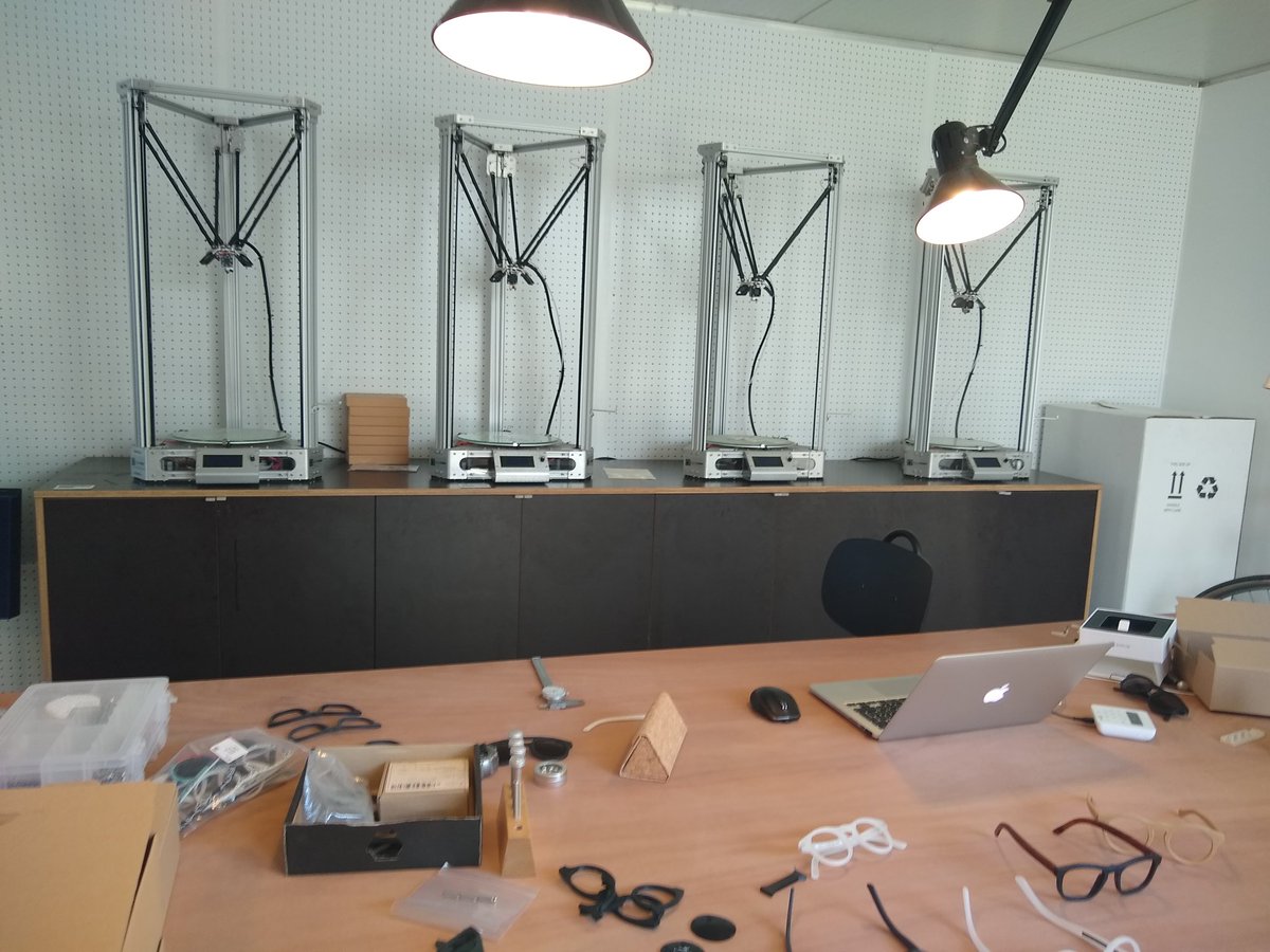 JuanaCamacho's tweet photo. At #CirculaireZuid we are visiting @w_r_yuma and #HNST jeans creating circular products, 3D printed sunglasses and long lasting jeans made of 50% recycled fibers. Inspiring stories about walking the walk #circulareconomy #WRF19 https://t.co/12DW1fb8g3