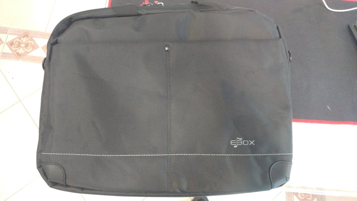 sevpc's tweet photo. Necesitas una funda o maletín para trasportar tu portátil? 🤔 https://t.co/bbAOOSR596