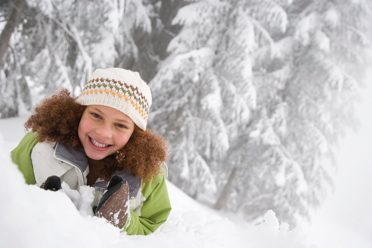 HaltonDSB's tweet photo. Wed., Feb 27, 2019:  All Halton District School Board schools and workplaces are closed. School bus transportation is cancelled. https://t.co/kybNxWSq81