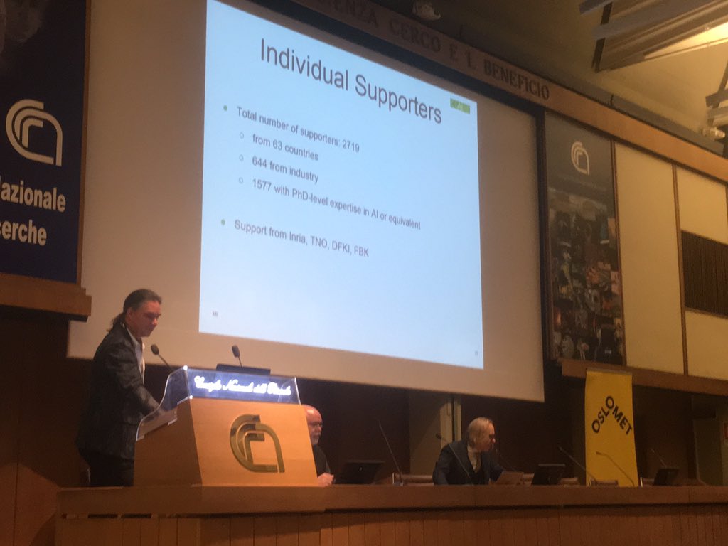 cairne_eu's tweet photo. @mortenirgens announces that #CLAIRE reached over 2700 supporters, 60% with PhD level expertise in AI. @OsloMet https://t.co/fMTHuhLVaq