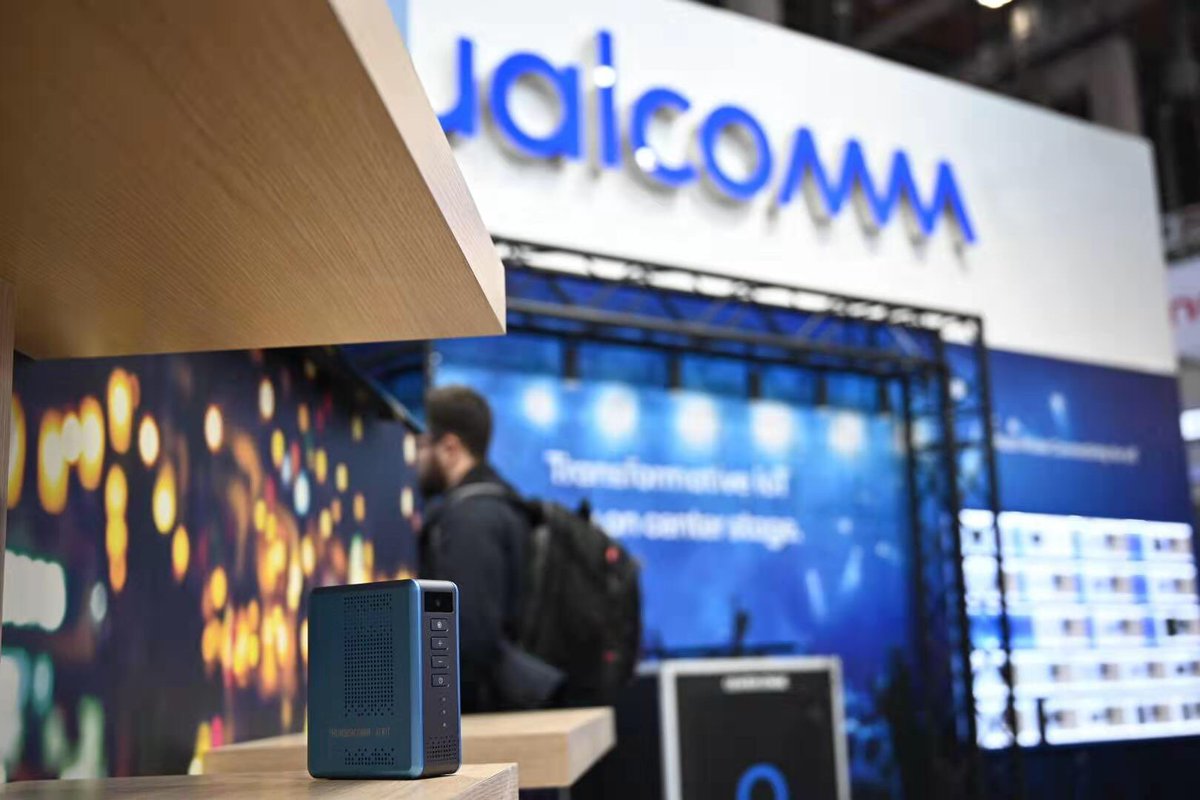 ThunderSoft_Ltd's tweet image. See you at #ew2019! Visit the #Qualcomm booth Hall4A-330 to find out more about QC Robotics RB3, TurboX AI Kit, SOMs based on #ThunderSoft OS technologies.