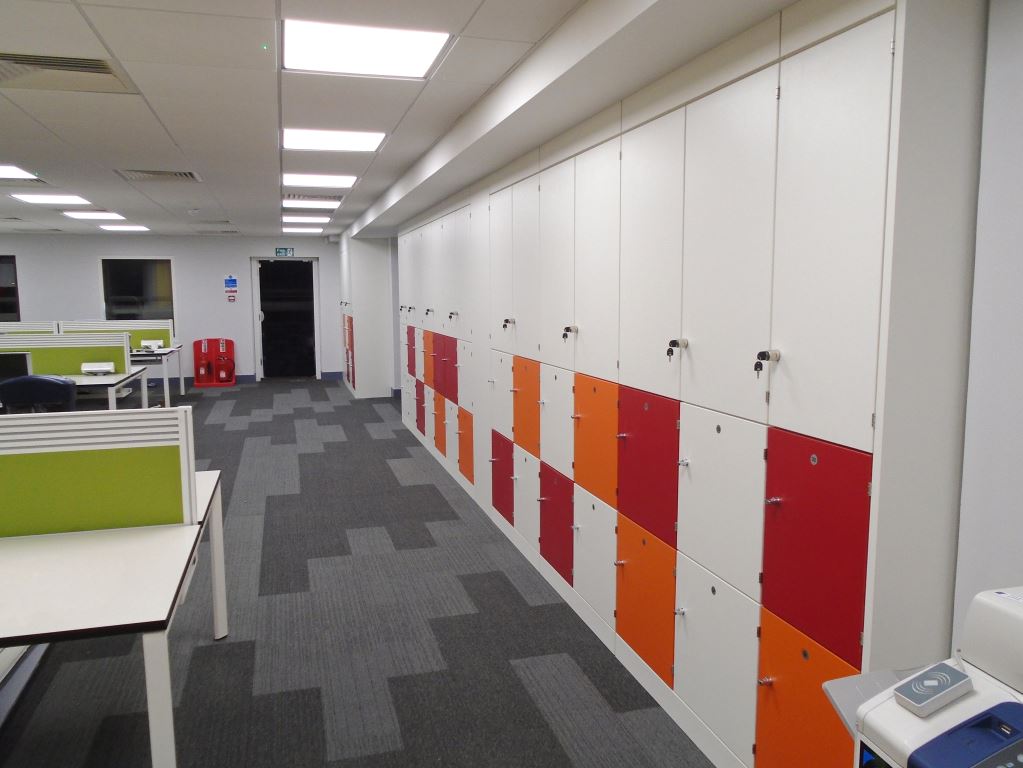 QubitUK's tweet photo. Here are some more images of the recently installed storage wall combination units at Kaplan Financial London office.

To speak to a member of our team, please contact:

+44 (0) 208820080

👉🏼https://t.co/Ywbh6NpqdL

#fitout #construction #storage #design #LondonOffice #London https://t.co/wRHcSIm6Rt