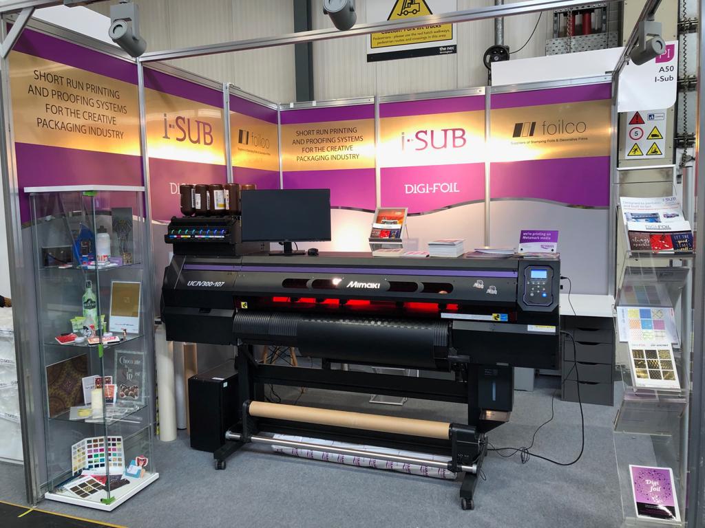 HybridServices's tweet photo. Head to @EasyfairsPACK at the NEC today and see the Mimaki UCJV300 demonstrating its #packaging printing skills on the @isubdigital stand in Hall 9 #packaginginnovations2019 https://t.co/rr1y5QmaIs