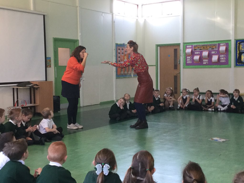 ArthurBugler's tweet photo. We are extremely lucky to have @EmilyEatsBooks and @charlotteraby in school to inspire our children in Reading and Writing Week...
#bestschoolyearever https://t.co/0Ruib4HtYU