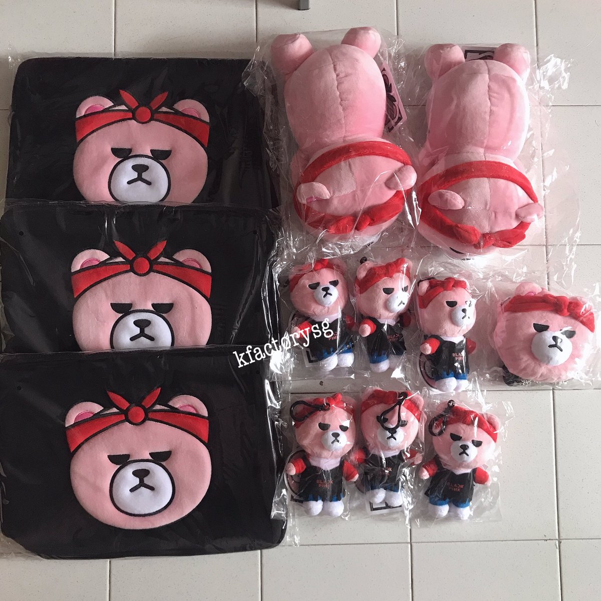 KFactorySG's tweet photo. [ ARRIVAL | EXTRA STOCKS ]

♥️BLACKPINK X KRUNK OFFICIAL MEECHANDISE♥️

▪️Laptop sleeve - $40
▪️Keyring - $29
▪️Krunk cushion (30cm) - $42

#inyourareainsg #blackpinkinsg https://t.co/phG4krPdh6
