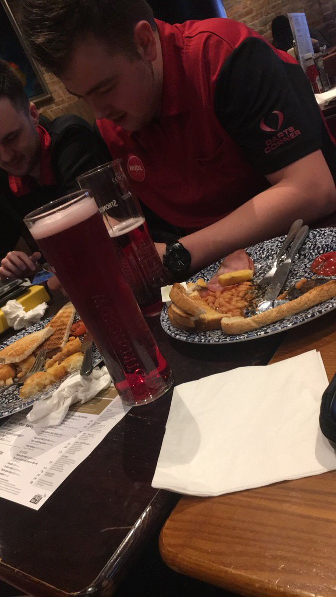 HallamDarts's tweet photo. Preparation for @UoNDarts away starting well #UpTheSpoons #UpTheHallam https://t.co/8TZVERGNOF