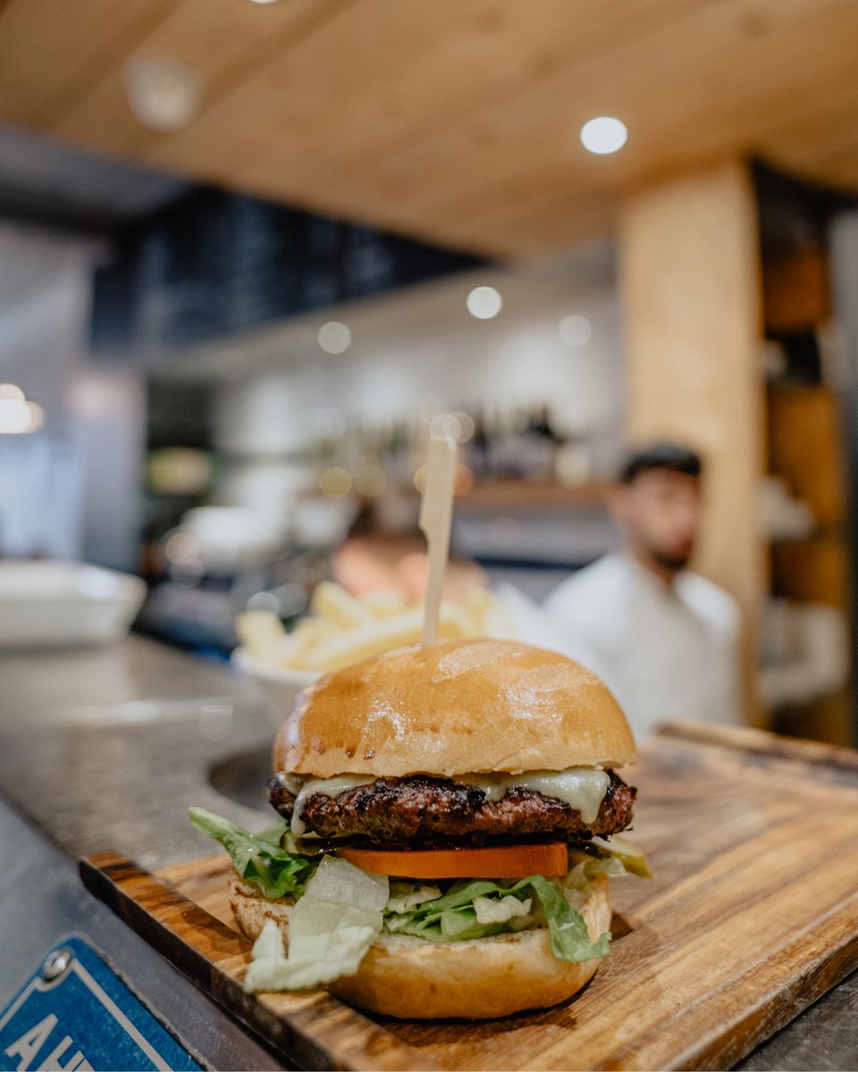 wtf_chippy's tweet image. We have the perfect humpday cure...and our beefy burgers are known to be delicious (just sayin)

#fishandchips #chippy #fish #chips #fishandchipshop #londonfoodies #delicious #hammersmith #chiswick #finedining #beefburger #humpday #foodbloggers #londonfoodbloggers #wheretoeat