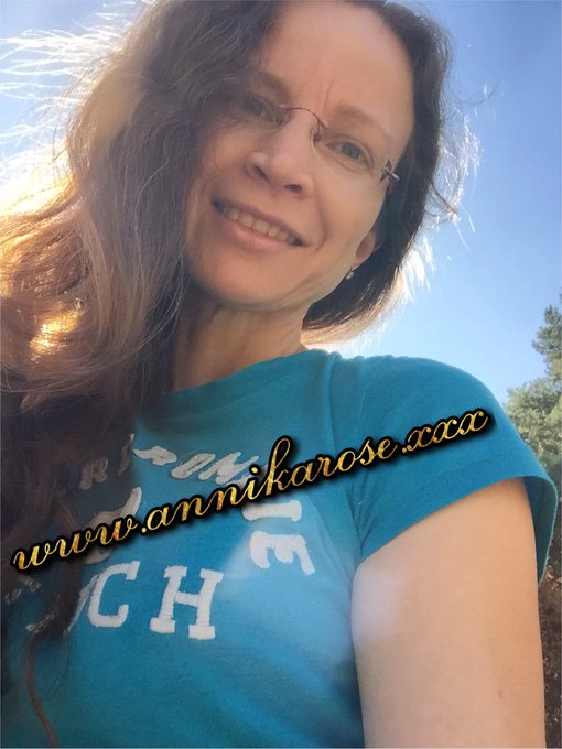 Ich brauch mal wieder Sonne! Wer noch? #sun #sonne #sunnyday #Smile https://t.co/y0D1awDTZz<a href="/tag/sun"class="tags">#sun</a><a href="/tag/sonne"class="tags">#sonne</a><a href="/tag/smile"class="tags"><span>#smile</span></a><a href="/tag/sunnyday"class="tags"><span>#sunnyday</span></a>