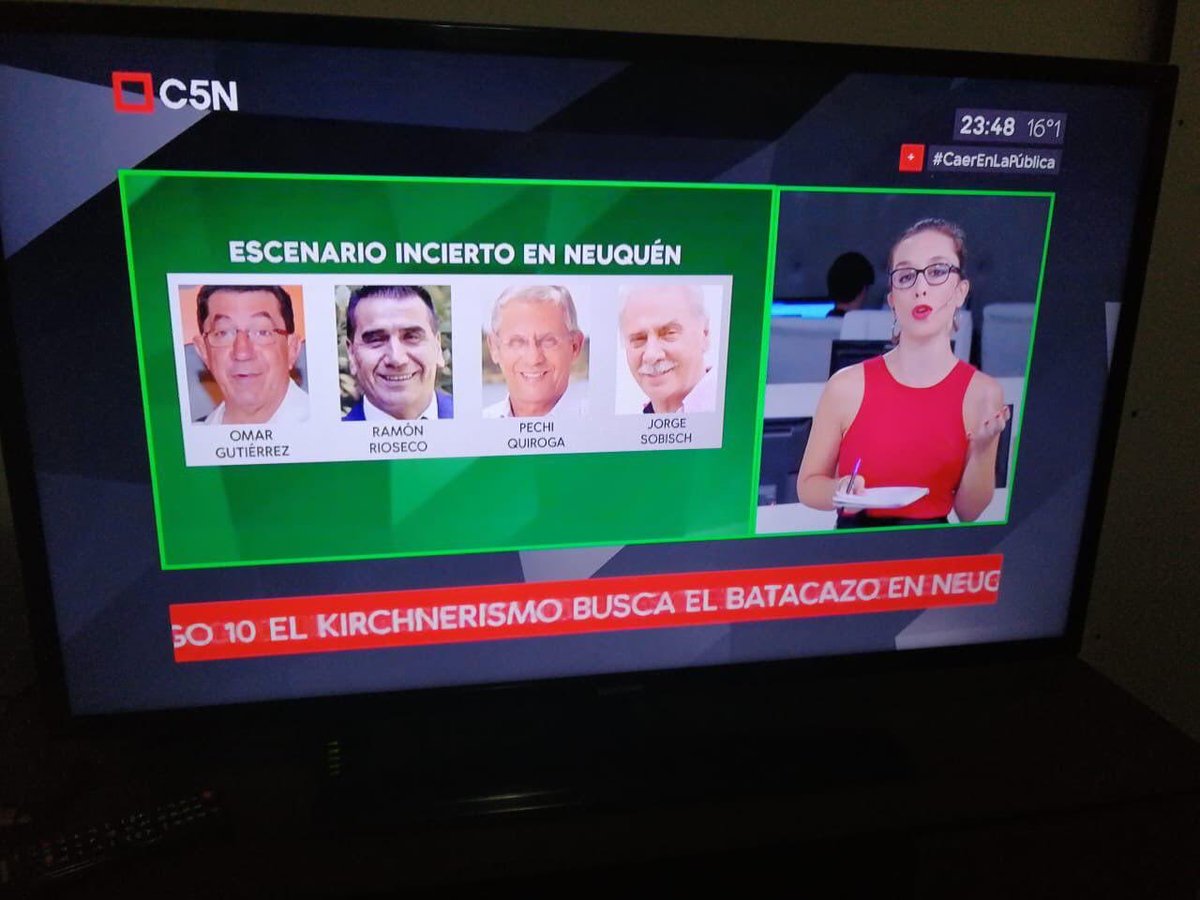 CeciliaLastreto's tweet photo. Rioseco te trae a C5N para ganar la provincia. Al mismo canal que dijo que Scioli había ganado la presidencia y Anibal Fernández era el gobernador electo. El mismo canal que te muestra al candidato Omar Gutiérrez con una foto de otra persona. C5N MIENTE. Inútiles https://t.co/E8oGhaPm8D