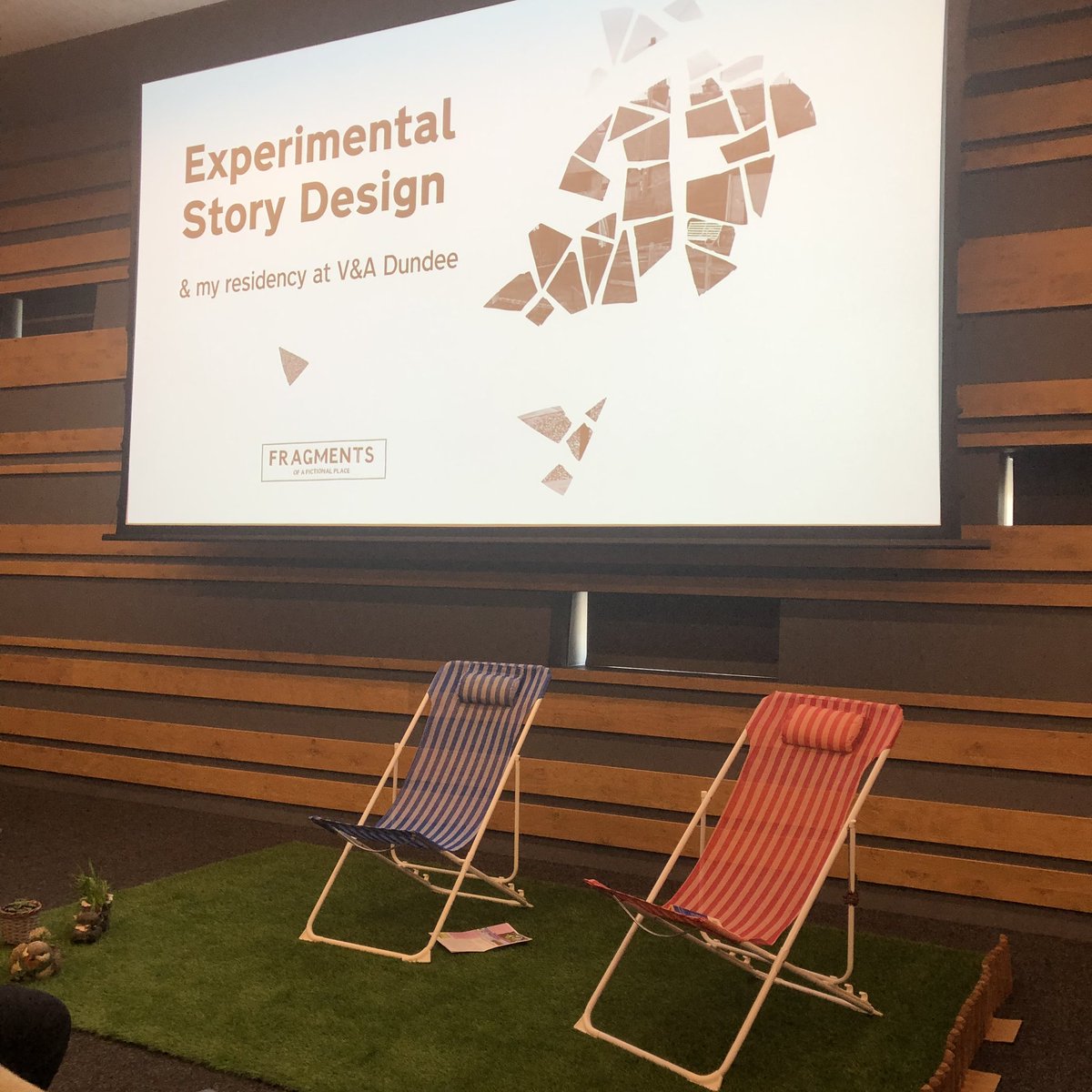 jennie_patt's tweet image. #lunchtimetalks @VADundee - yes please ✅