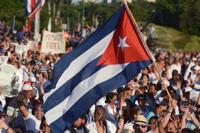 DiazCanelB's tweet photo. Pompeo y el Gobierno norteamericano no gozan de prestigio ni moral para cuestionar el referéndum constitucional libre y soberanamente celebrado por los cubanos el pasado 24 de febrero. Ellos son halcones de la guerra, la mentira y la injerencia. #CubaVotóSí   #SomosCuba 🇨🇺 https://t.co/QEzWEteORV