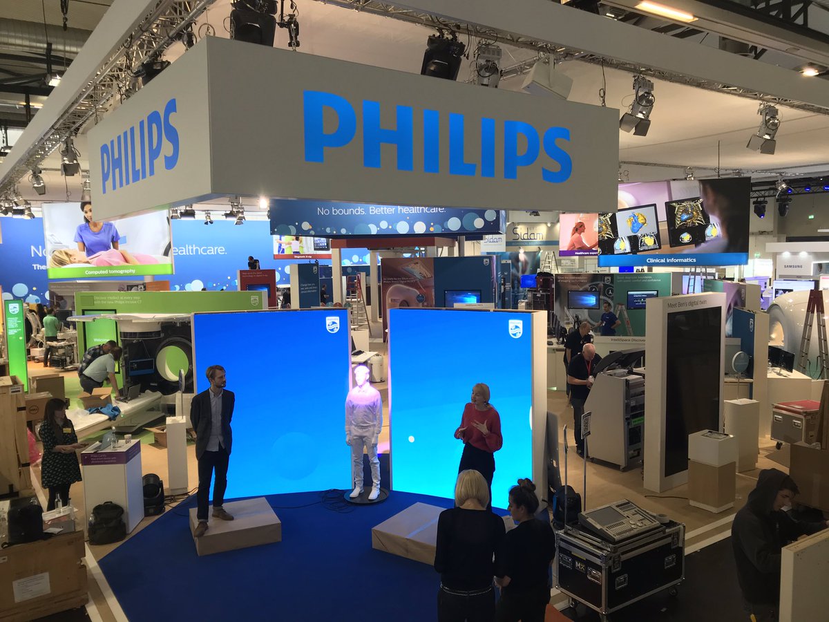 WenVisser's tweet image. Building up the excitment, and prepping our presenters to bring the hero solutions stories to life...#ECR2019 #patientcentric #ReadyAction