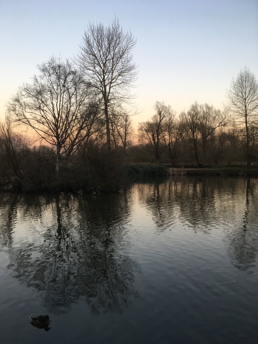 RGouldingUoM's tweet photo. Enjoyed a lovely walk in Oxford yesterday after attending @CochraneUK review author training. #PhDchat #NIHRtrainee https://t.co/wT2yJ8QTTM