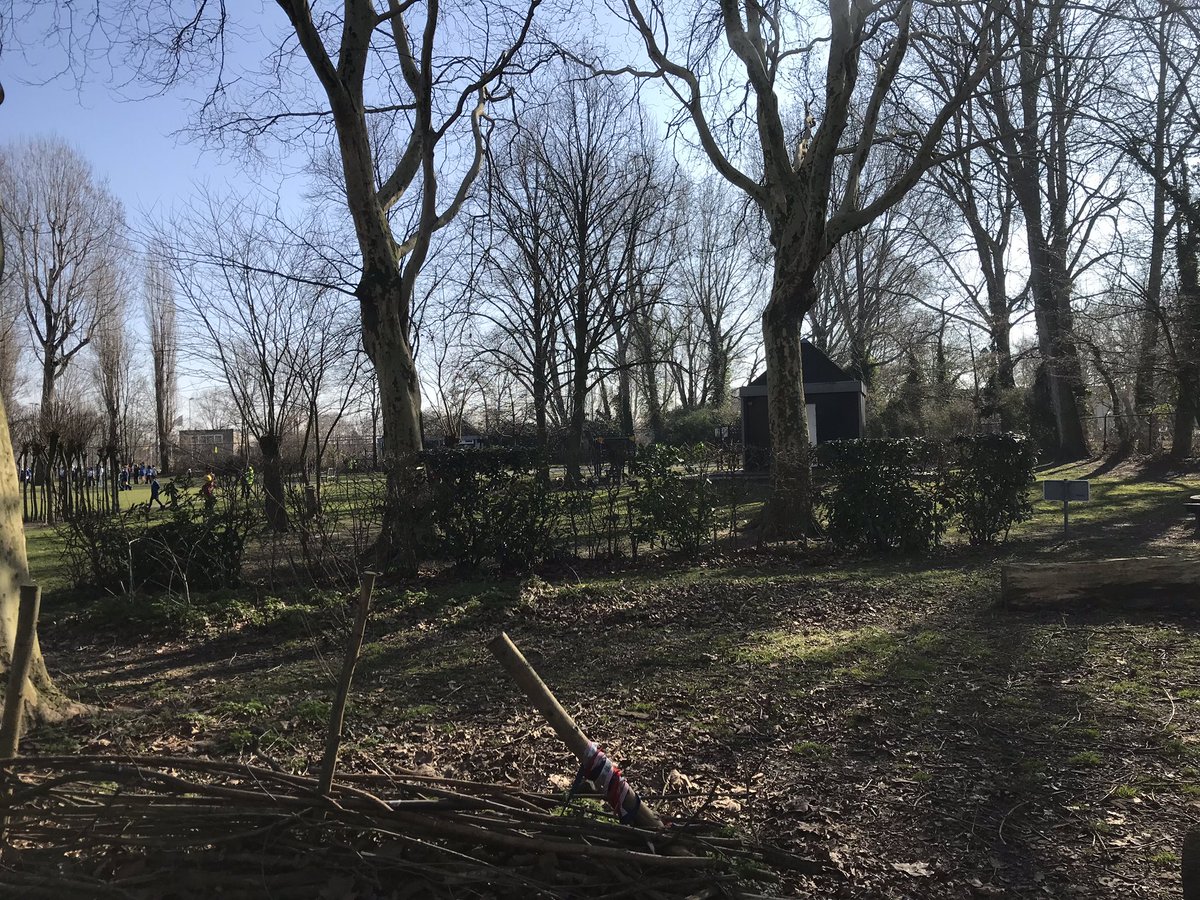 lizjonesLTM's tweet image. Wednesday afternoon #TeachLiveLearn #forestschool #JSVY2 #OutdoorLearning @BSNEco