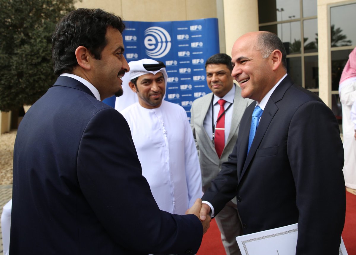 MQuevedoF's tweet photo. Llegamos a Arabia Saudita para participar en el 9no. Simposio del Foro Internacional de Energía-OPEP-Agencia Internacional de Energía. Traemos el mensaje del Pdte. @NicolasMaduro  en defensa de la estabilidad del mercado petrolero mundial ! #VenezuelaPotenciaEnergética https://t.co/naqND4Kg37