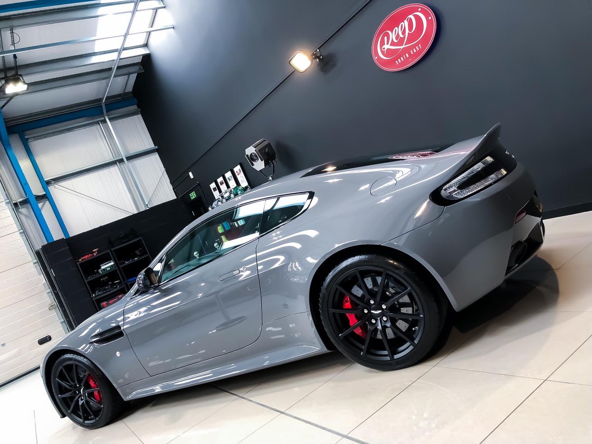 ReepSouth's tweet photo. Gloss game on point with another stunning Aston Martin Vantage V12 S complete following the installation of our “Track Pack” PPF kit

If you’d like more info on our paint protection film, follow this link https://t.co/IsZ4orOKI6 https://t.co/o2ewslXaAy