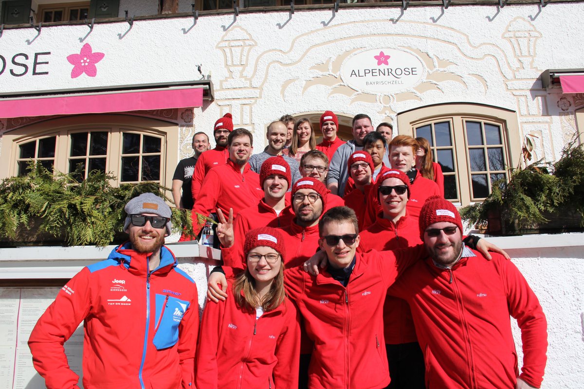 Fit für die Zukunft - insbesondere auch für unsere #Mainframes mit #BS2000. Super #EPS #Academy-Event von <a href="/Fujitsu_DE/">Fujitsu CE</a> mit viel Praxis, unterstützt von @FujitsuNEXT für interessierte Studenten, z.B. von <a href="/HFT_Presse/">HFT Stuttgart</a>, <a href="/TU_Muenchen/">TU München</a>, <a href="/UniFAU/">FAU Erlangen-Nbg</a>, <a href="/goetheuni/">Goethe-Universität</a>, @htwg, <a href="/LMU_Muenchen/">Universität München</a>