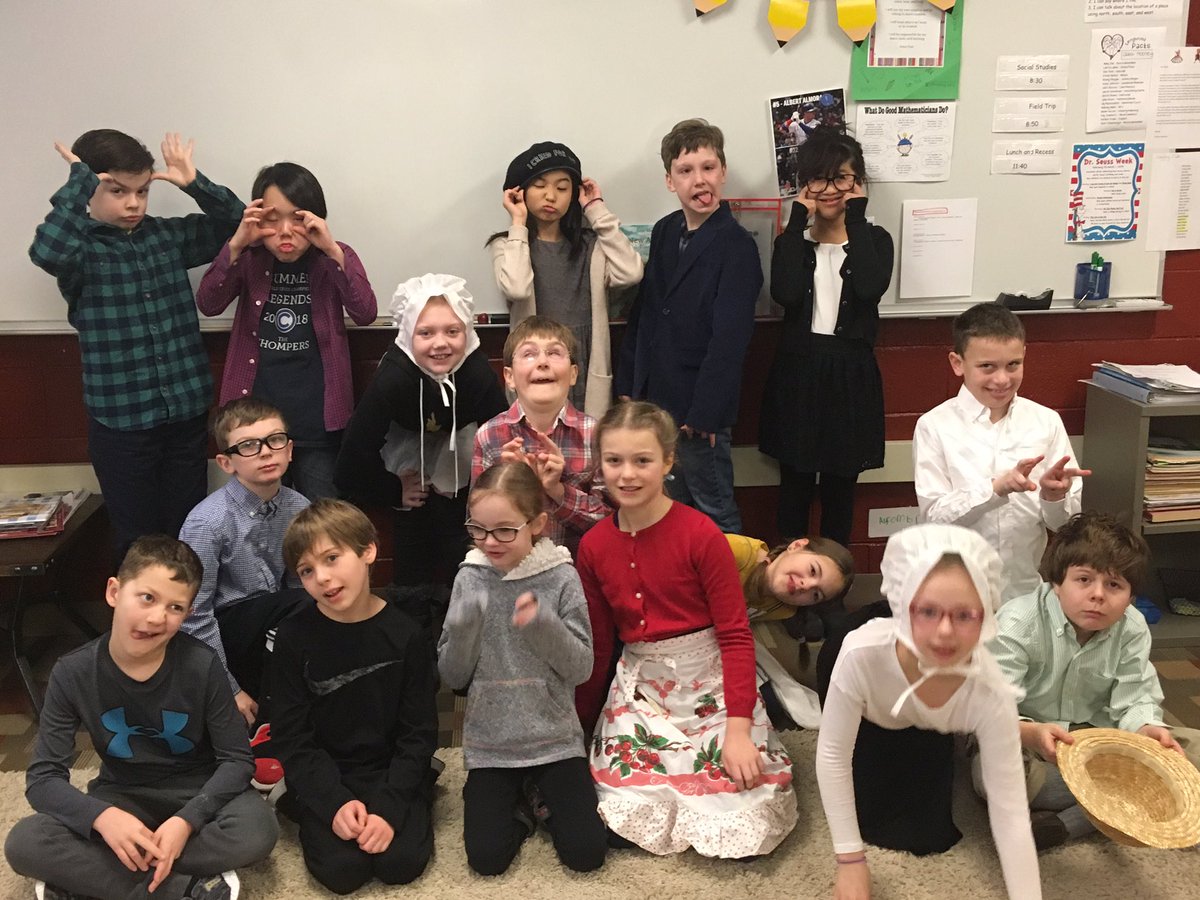GB4th209's tweet photo. Students then (Colonial Days) and now! 😂#d28 https://t.co/QOu66TNLMQ
