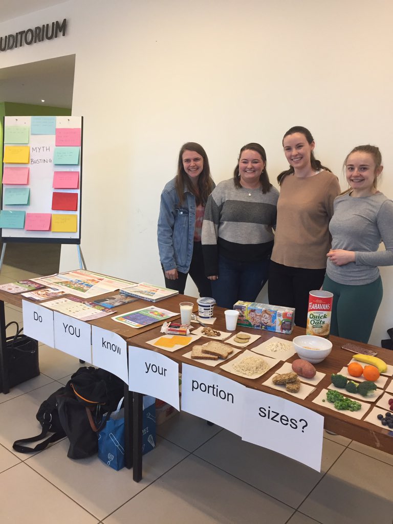 ByrneMartha's tweet photo. Busting nutrition myths and providing education on portizon sizes for UCD Healthy Eating Week  🤙🏼 #healthyucd #healthyeatingweek https://t.co/7obTCAKxv3