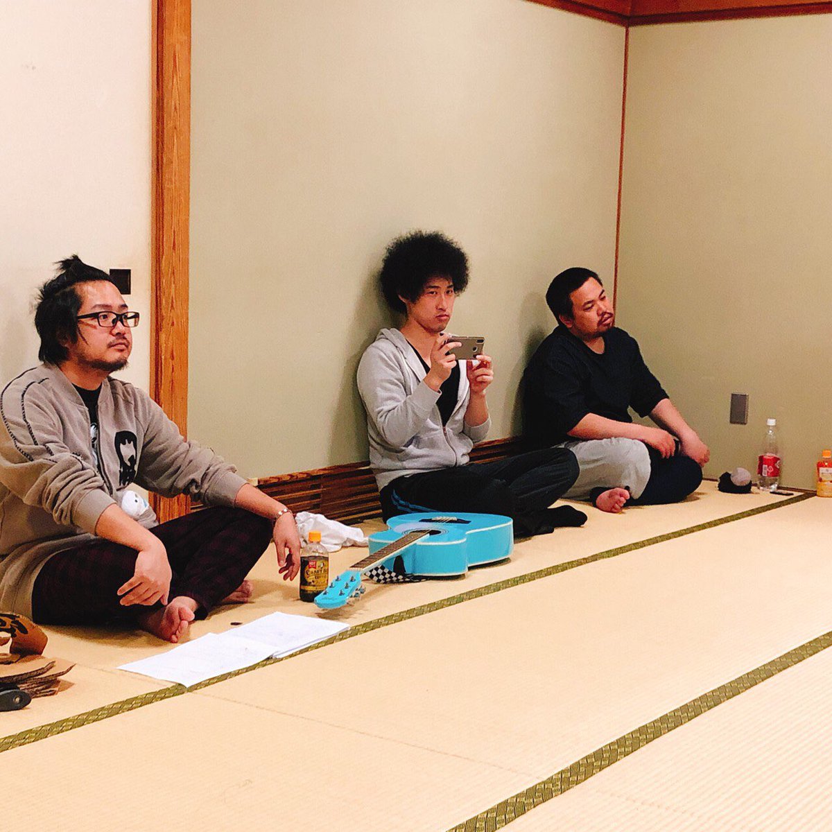ajtdjp1's tweet photo. はいはーい。今日も終日稽古でした！
各シーンの細かい所をさらったよ。

徐々に衣装や小道具の一部を公開していきます。
気になる要素がモリモリでしょう？
予約まだの方お早めに。

そろそろ恒例の役者紹介も始めまーすよ。

#歪な球体における夢の再生 
#本番まであと6日 https://t.co/KoHhJZiZIO