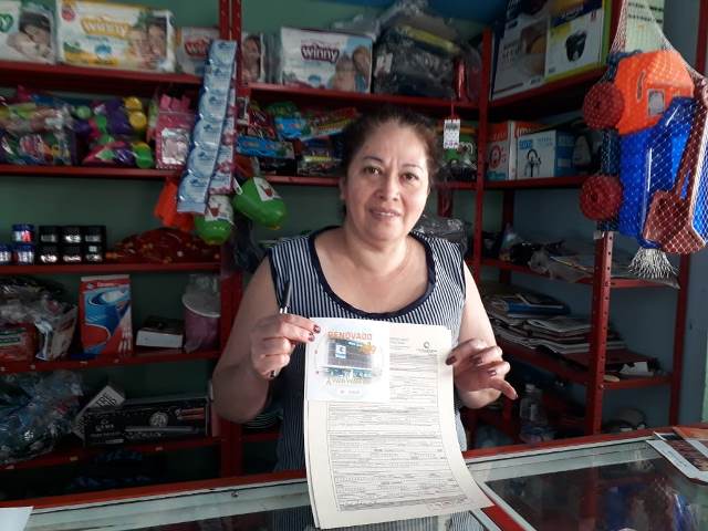 CCCASANARE's tweet photo. Ellos comenzaron el año fortaleciendo la empresa o el negocio en #LaSalina @CCCASANARE renovaron la #MatrículaMercantil en C��mara Móvil👉La buena relación con los clientes y proveedores es el resultado de #HacerLasCosasBien Art. 33 Código de Comercio renovar antes del 31 de marzo https://t.co/WCpsx3r7Ao