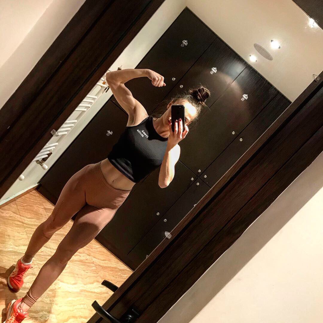 AllexJean's tweet photo. 💪🏽 #health #fitness #fit #fitfam #workout #bodybuilding #cardio #gym #training #health #active #getfit #cleaneating #exercise #abs #squat #weightlift #weightlifting #girlswholift #girlswhosquat #motivation #healthychoices #fitnessmotivation #leg #workout #fitnessgirl #fitgirl https://t.co/eif1lVCcmp