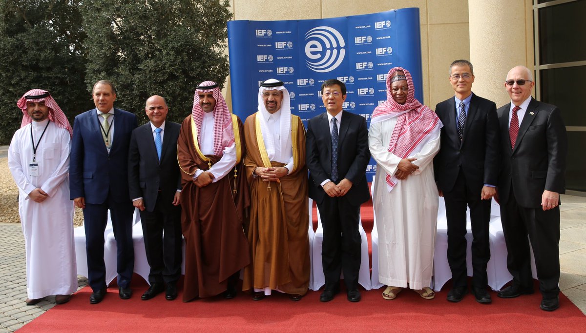 MQuevedoF's tweet photo. Desde el 9no Simposio del Foro Internacional de Energía-OPEP-AIE, en Arabia Saudita, enviamos el mensaje de paz del Gobierno Bolivariano del Pdte. @NicolasMaduro. La energía es para el desarrollo económico y social de los Pueblos del Mundo. https://t.co/9wFtsp4sm1