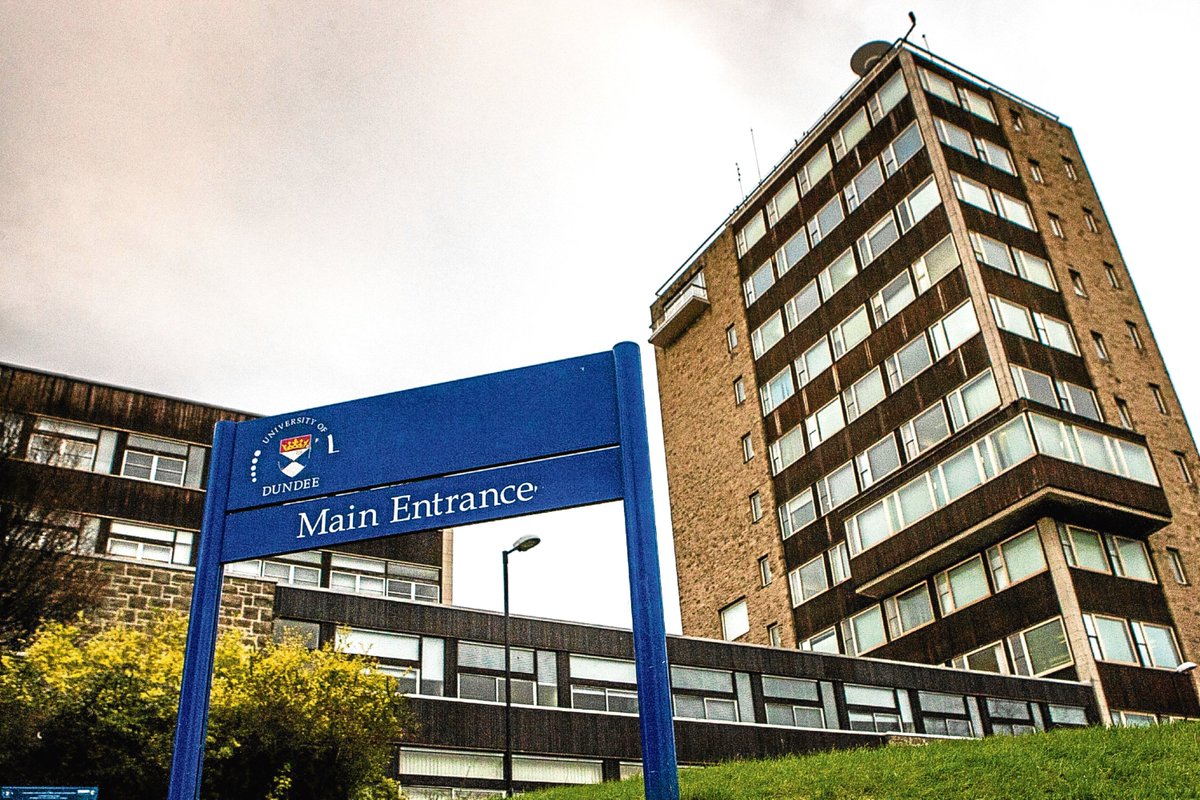 jickson_ct's tweet image. Dundee University has been selected to provide 110 graduate apprenticeships as part of a major collaboration with Skills Development Scotland. #itsoftwaredevelopment eveningtelegraph.co.uk/fp/dundee-univ…