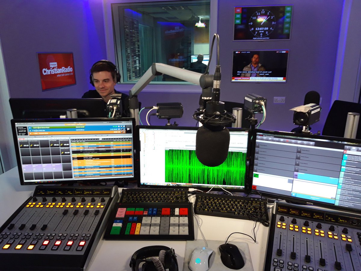 CaraBentley's tweet photo. Live now on @PremierRadio with @AlexWpremier https://t.co/IpCv1pjGhT