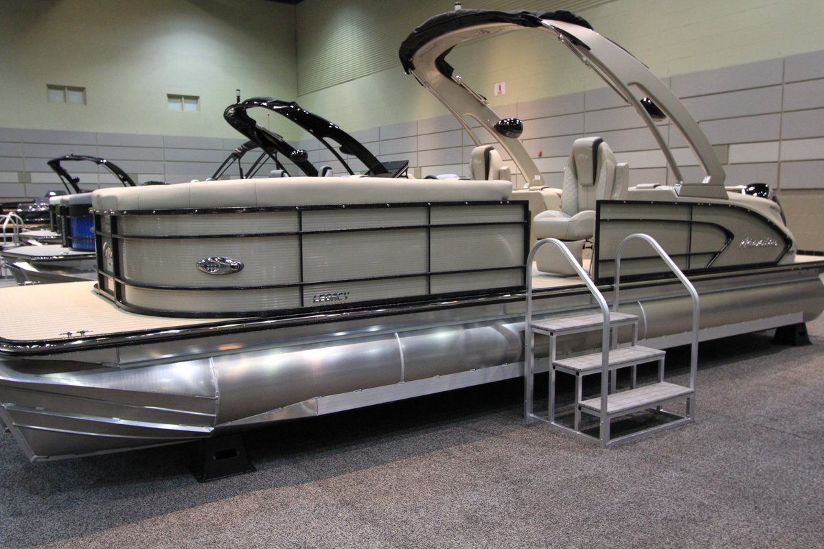 Manitou Pontoon Boat On Twitter This Is One Of Hundreds Of Color