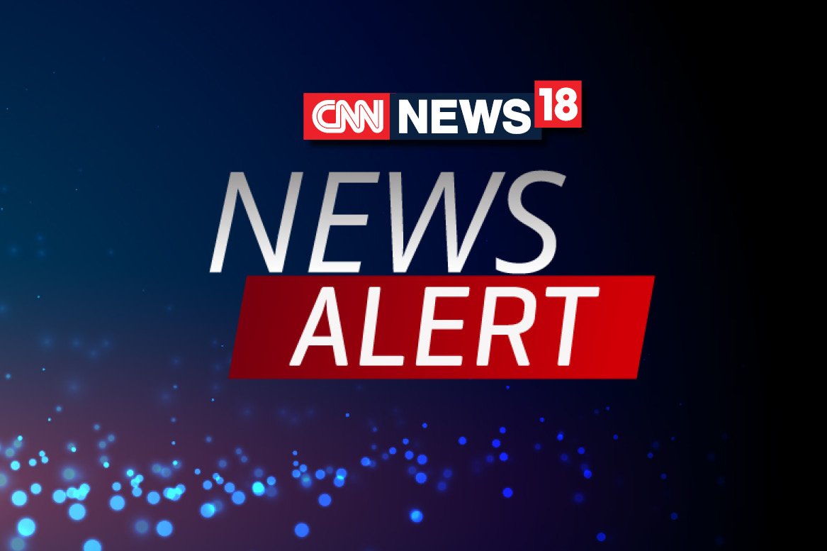 CNNnews18's tweet image. #NewsAlert -- India handed over a dossier to the Acting High Commissioner of Pakistan with specific details of JeM complicity in Pulwama terror attack and the presence of JeM terror camps and its leadership in Pakistan : @MEAIndia statement