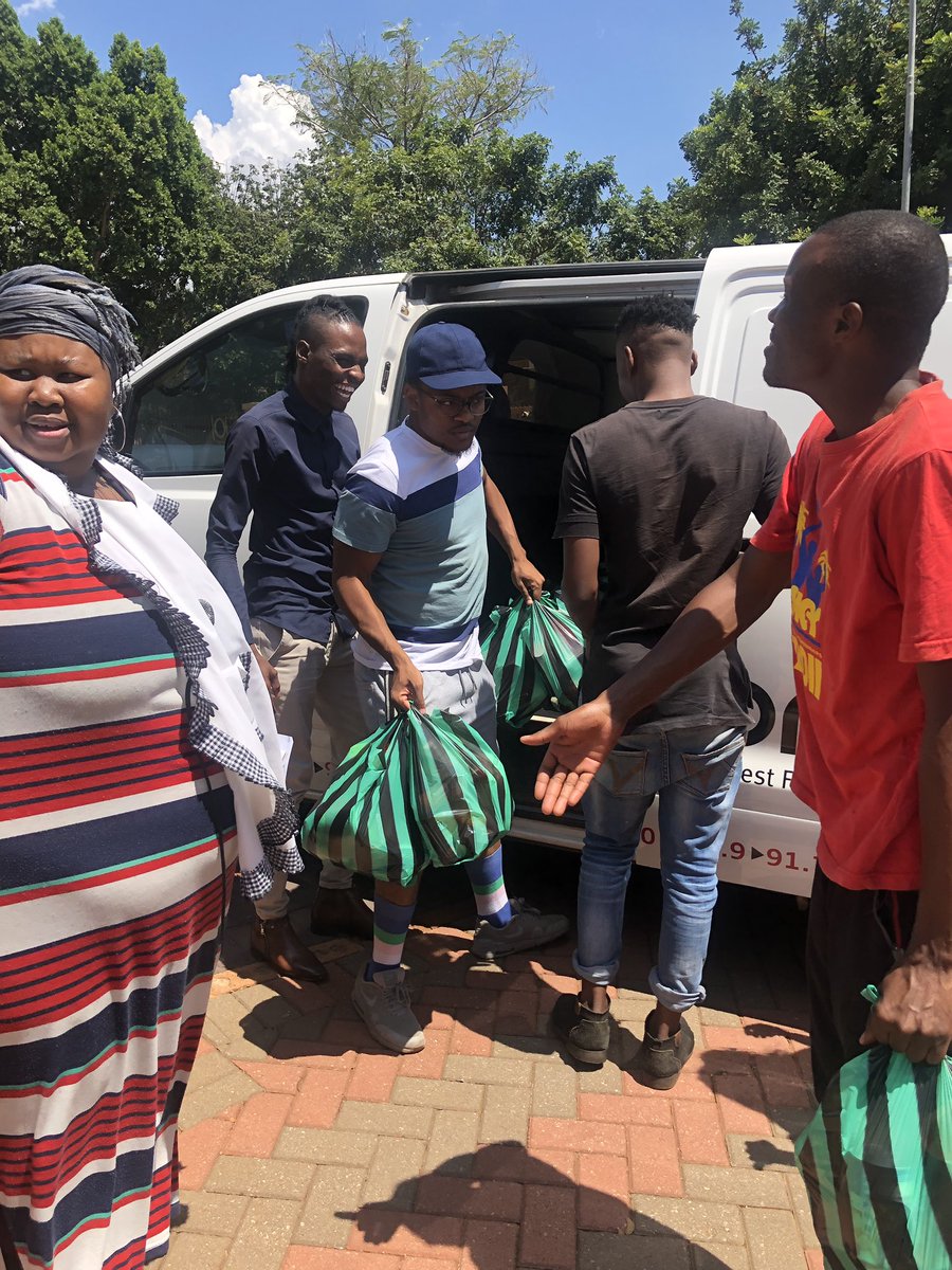 CapricornFM's tweet image. Many hands make the load lighter. Capricorn FM visits Thoriso Themane’s family. #JusticeForThoriso