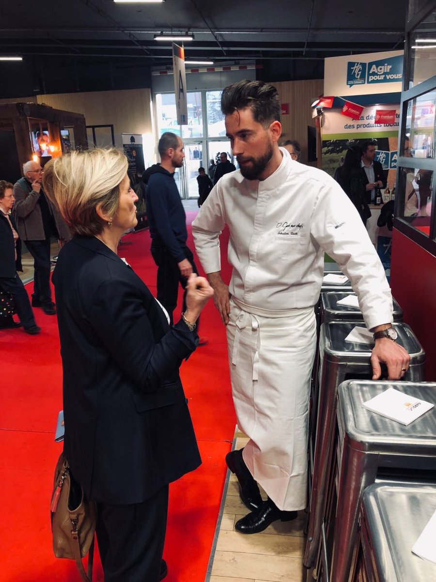 francoisedumas_'s tweet photo. #SIA2019 Présente ce matin aux côtés de Denis BOUAD, Pdt du @Gard , pour l’inauguration du stand #Bodegard Honorée d’accompagner les nombreux artisans et agriculteurs qui œuvrent au quotidien pour préserver notre terroir et promouvoir le savoir-faire gardois en France et au-delà. https://t.co/CXXKbXiUHn